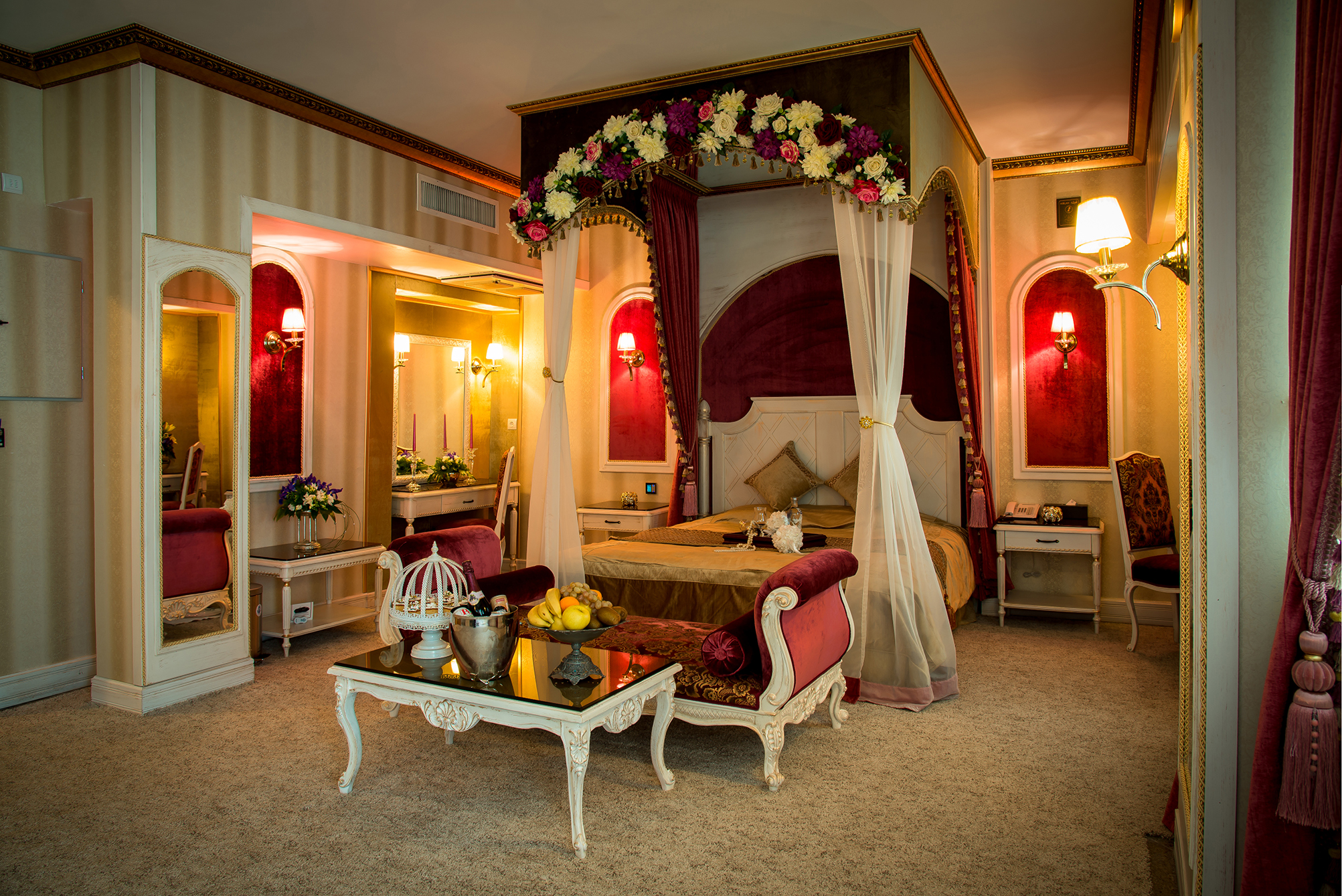 اتاق دبل لاکچری هتل بین المللی قصر مشهد